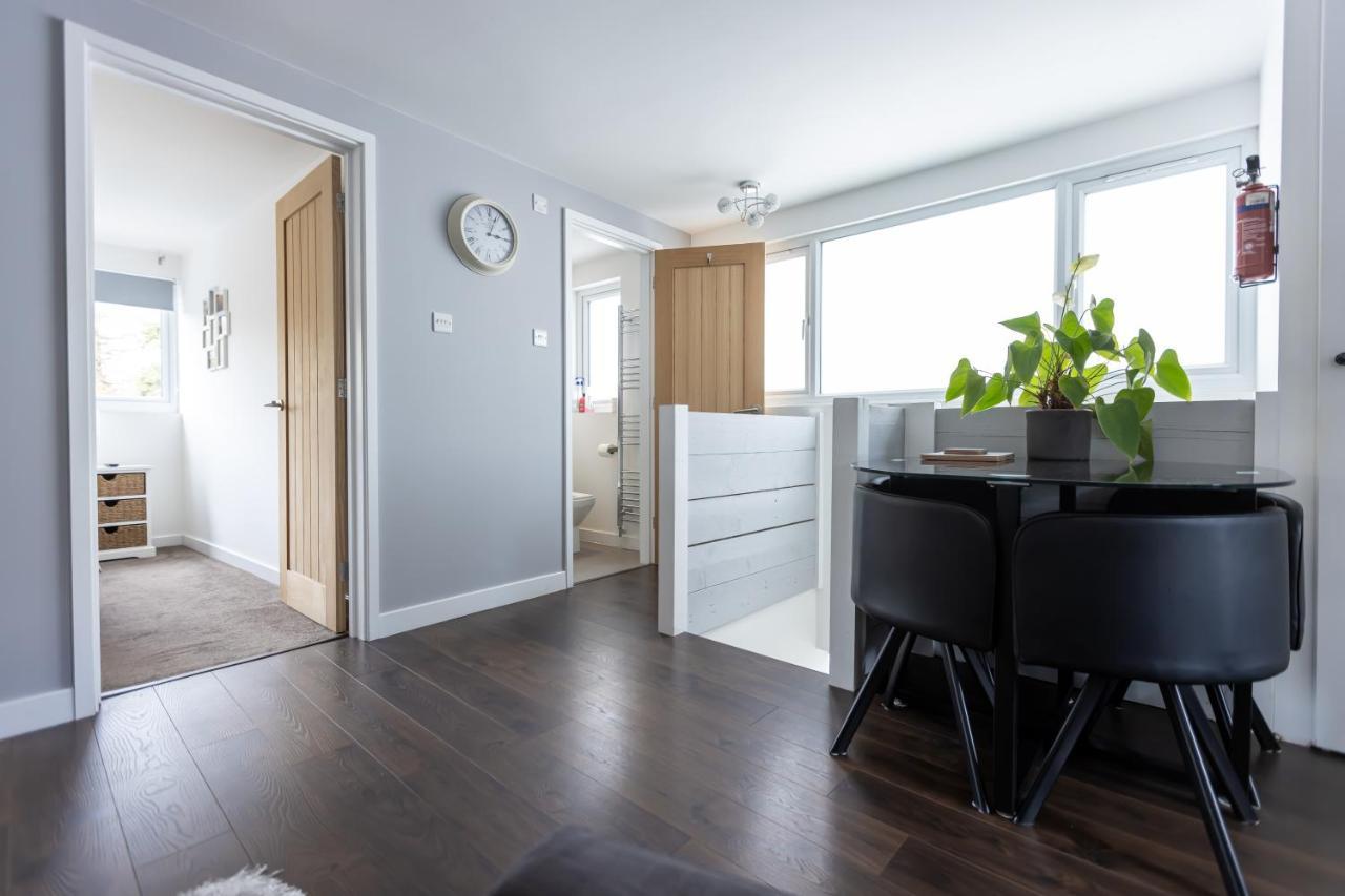 Beautiful Detached 1 Bedroom Apartment Eltham Exterior foto